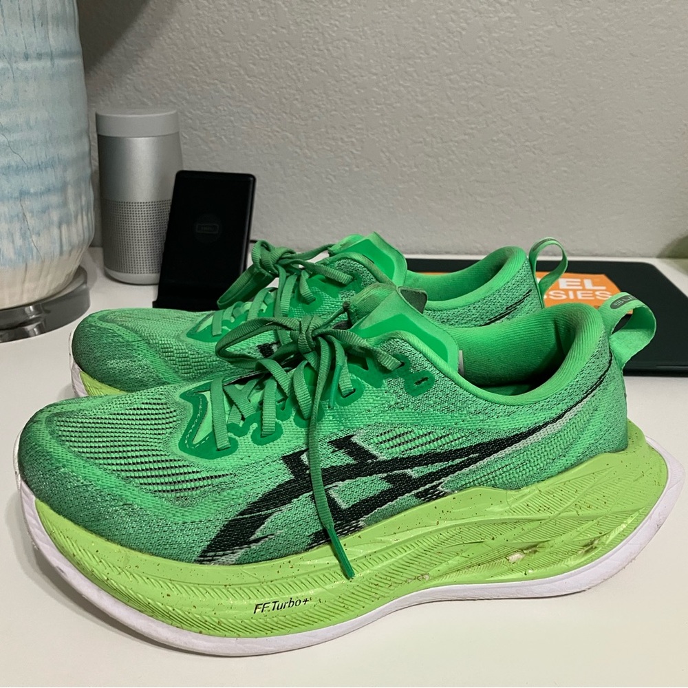 Asics Superblast 2 Ekiden Edition